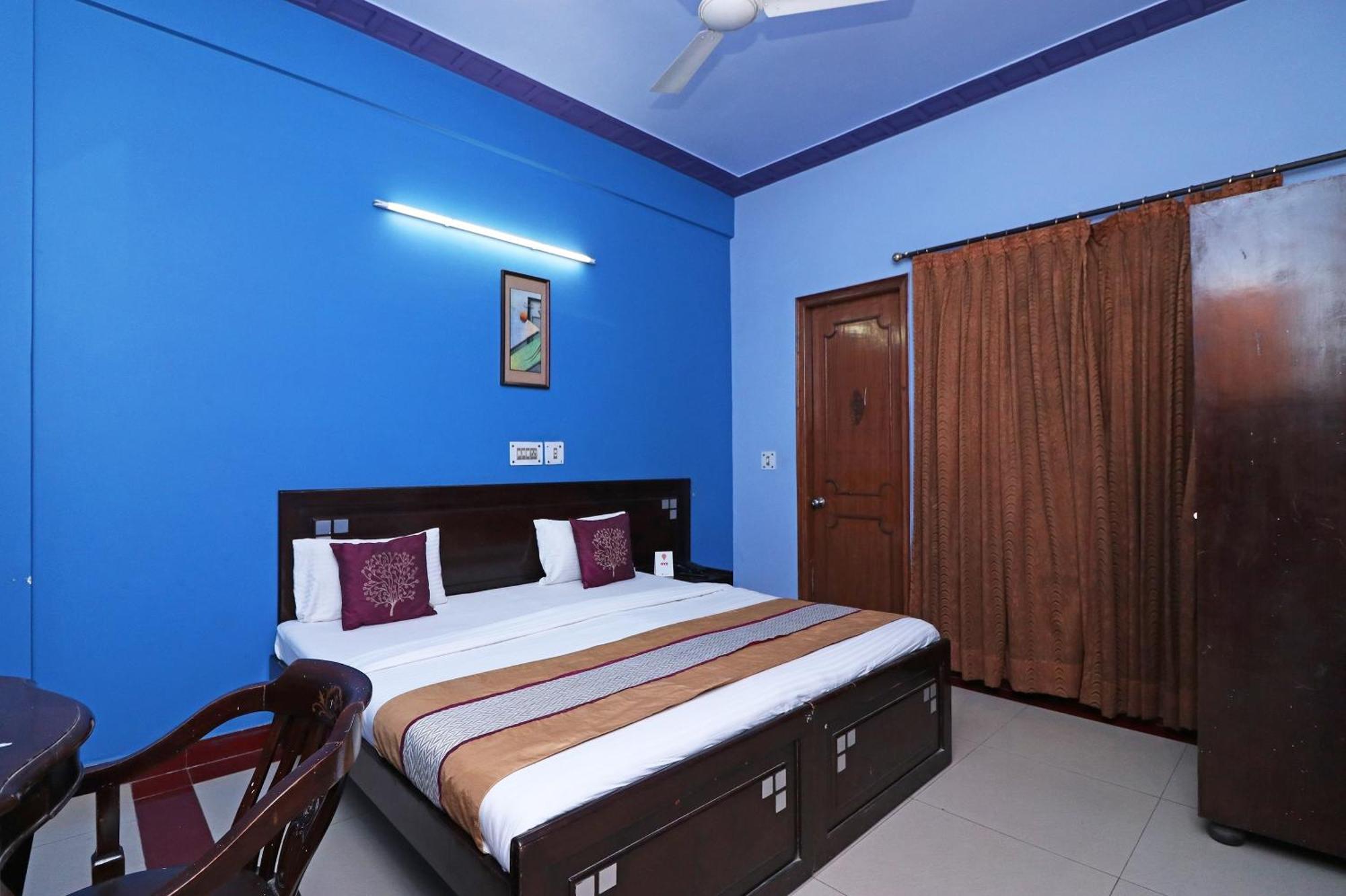 Отель Townhouse Satguru Enclave Road Gurgaon Jamb Экстерьер фото